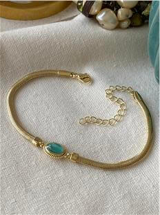 14K Yeşil Taş Detaylı Worm Bileklik