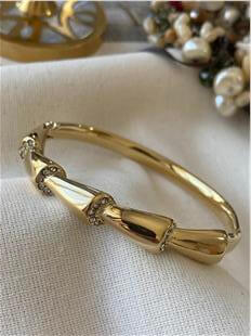 Çelik Taşlı Krokodil Kelepçe