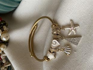 Beyaz Deniz Yıldızı Charmlı Bileklik