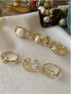 Beyaz Taşlı Gold Çoklu Yüzük Seti