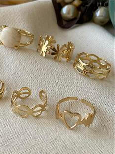 Beyaz Taşlı Gold Çoklu Yüzük Seti