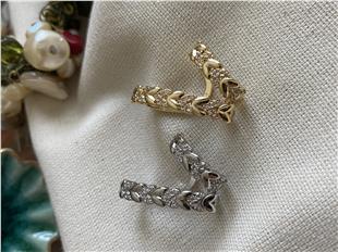 Çelenk Model Kıkırdak Küpe