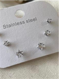 Çelik Altılı Silver Yıldız Küpe