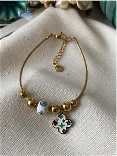 Çelik Beyaz LV Charmlı Bileklik