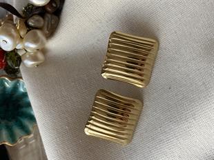 Çelik Çizgili Kare Küpe