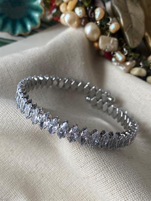 Badem Suyolu Esnek Bileklik