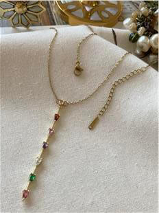 Çelik Damla Taşlı Zarif Dekolte Kolye