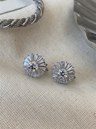 Çelik İğnesiz Baget Çiçek Küpe