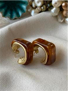 Çelik Kahverengi Kare Model Küpe