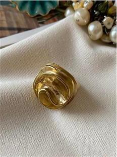 Çelik Kıvrımlı Yüzük