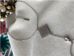 Çelik Oval Taşlı Şahmeran