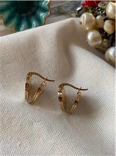 Çelik Sedef Kalp Küpe