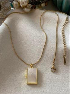 Çelik Sedefli Dikdörtgen Plaka Kolye