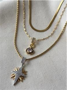 Çelik Şikel Tasarım Kalın Yıldız Charmlı Çoklu Kolye