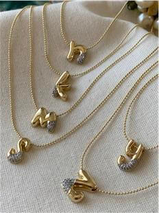 Silver Taşlı Bombe Küçük Harf Kolye