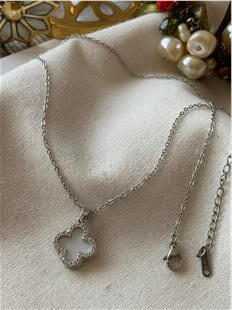 Çelik Silver Taşlı Sedefli Cleef Kolye