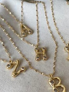 Çelik Taşlı Harf Kolye