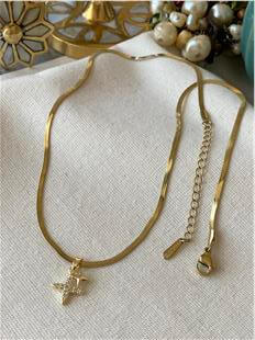 Çelik Taşlı Parıltı Kolye