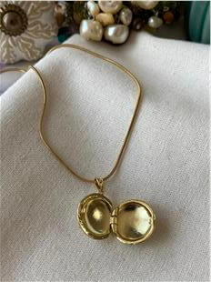 Çelik Yeşil Mineli Bahar Kolye