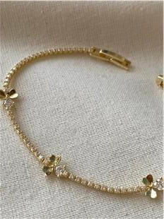 Çiçek Detaylı İnce Suyolu Bileklik