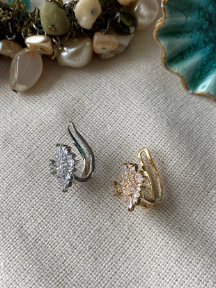 Çiçek Kıkırdak Küpe