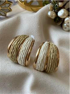 Çift Renk Bombe Hasır Küpe