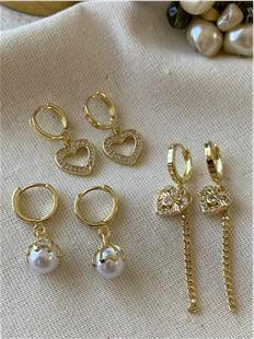 Çoklu 14K İnci Sallantılı Küpe Seti