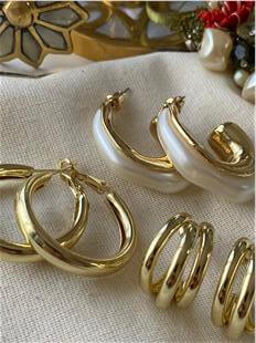 Çoklu 14K Sedefli Küpe Seti