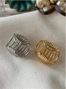 Geniş Kaburga Kıkırdak Küpe