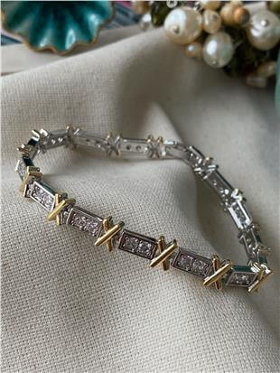 Gold Detaylı Xoxo Bileklik