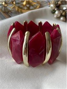 Gold Plaka Detaylı Bordo Geniş Esnek Bileklik