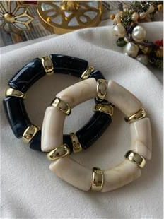 Gold Plaka Detaylı Esnek Bileklik