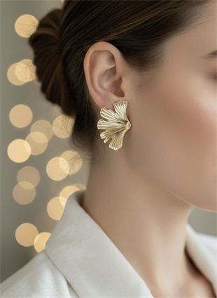 Gold Vintage Yaprak Küpe