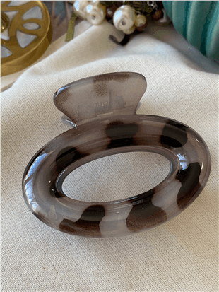 Gri Tonlu Desenli Oval Mandal Toka