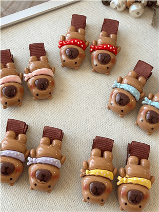 İkili Kapibara Figürlü Toka Seti