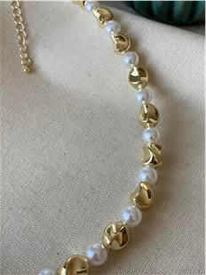 İncili Döner Kolye