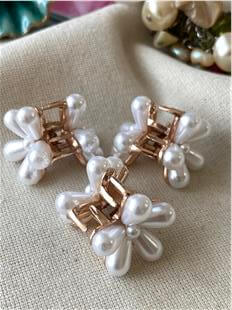 İncili Flower Toka