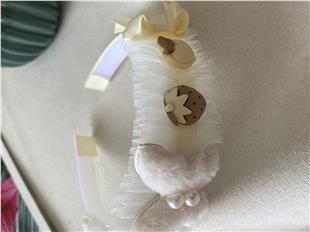 İncili Kelebek Taç Toka