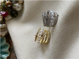 İncili North Kıkırdak Küpe