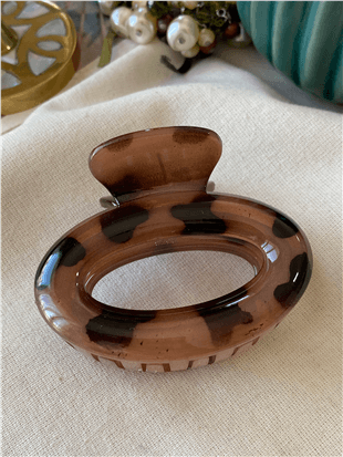 Kahverengi Tonlu Desenli Oval Mandal Toka