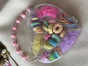 Kalp Çantada Karışık Toka Seti