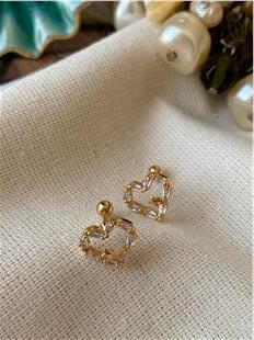 Kesme Taşlı Kalp Piercing