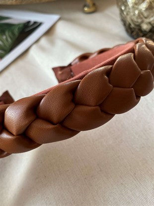 Kiremit Deri Örgü Taç