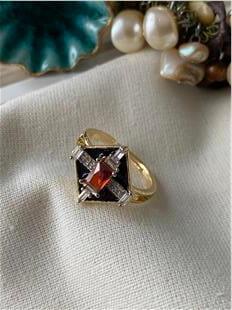 Kırmızı Taşlı Black Yüzük