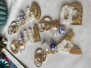 Krem Çakıl Taşı Simli Anahtarlık