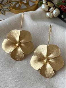 Mat Gold Çiçek Küpe