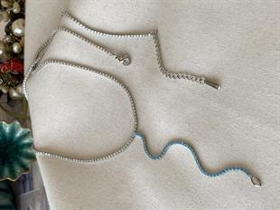 Mavi Taşlı Silver Zarif Suyolu Y Kolye