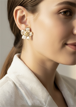 Mineli Gold Çiçek Küpe