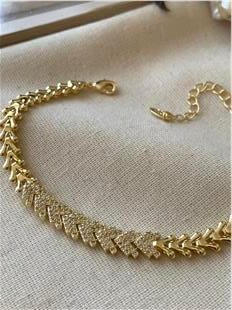 Özel Seri 14K Arrow Detaylı Çelenk Bileklik