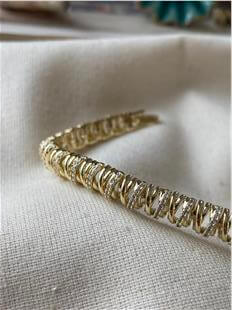 Özel Seri 14K Taşlı Çizgiler Bileklik